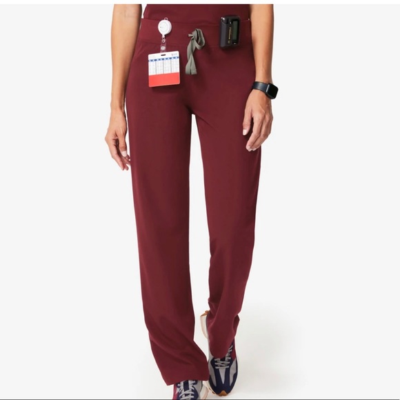 Figs Classic Scrub Bottoms in Burgundy sz Large Tall - Picture 1 of 10